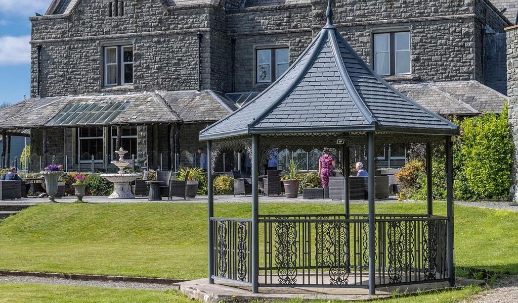 Bron Eifion Criccieth